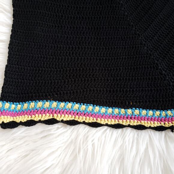 PrettyLittleThing Crochet High Waisted Shorts Black Beach Rainbow Medium - Picture 7 of 9